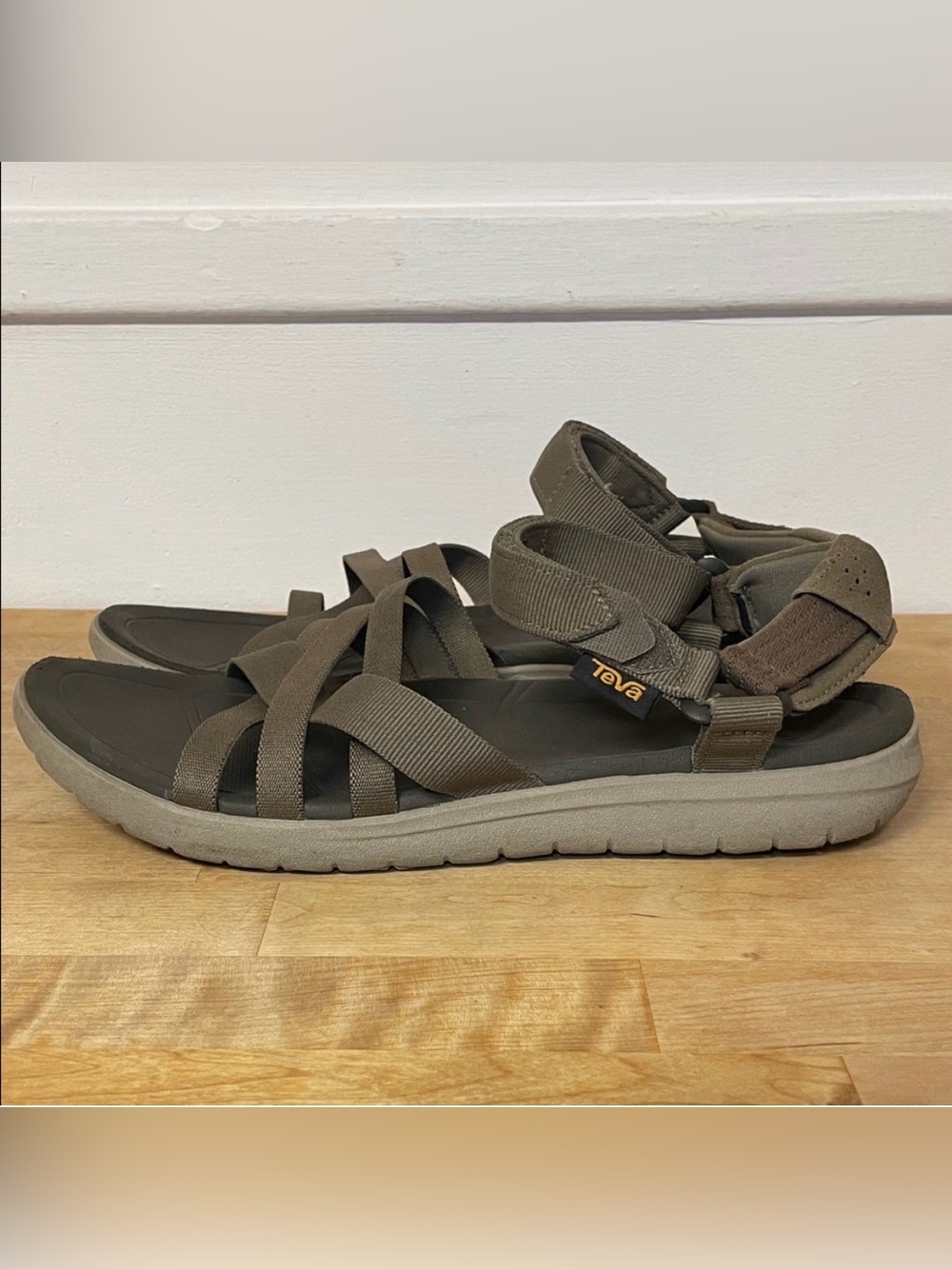 Teva Sanborn Mia strappy summer sandals for women size 11